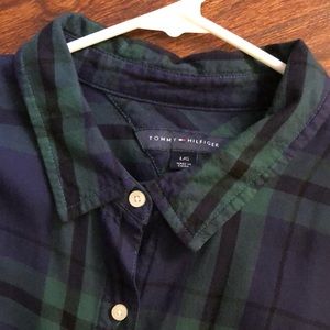 Tommy Hilfiger Women’s Plaid Button Down